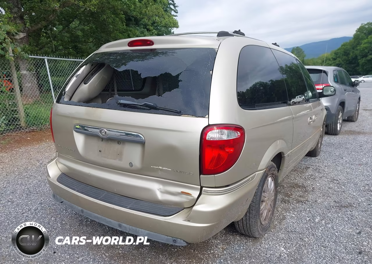 2005 Chrysler Town & Country Limited VIN:2C8GP64L85R182219 - 6