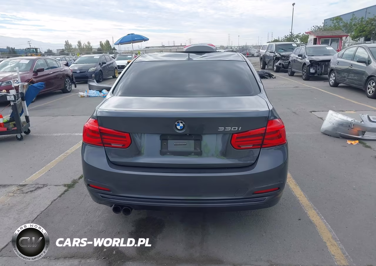 2018 BMW 330I VIN:WBA8B9G50JNU98401 - 17