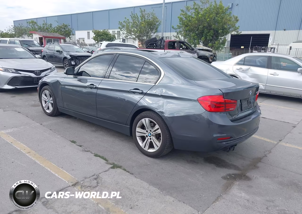 2018 BMW 330I VIN:WBA8B9G50JNU98401 - 3