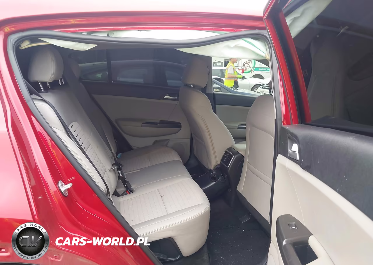 2020 Kia Sportage Lx VIN:KNDPM3AC8L7832047 - 8