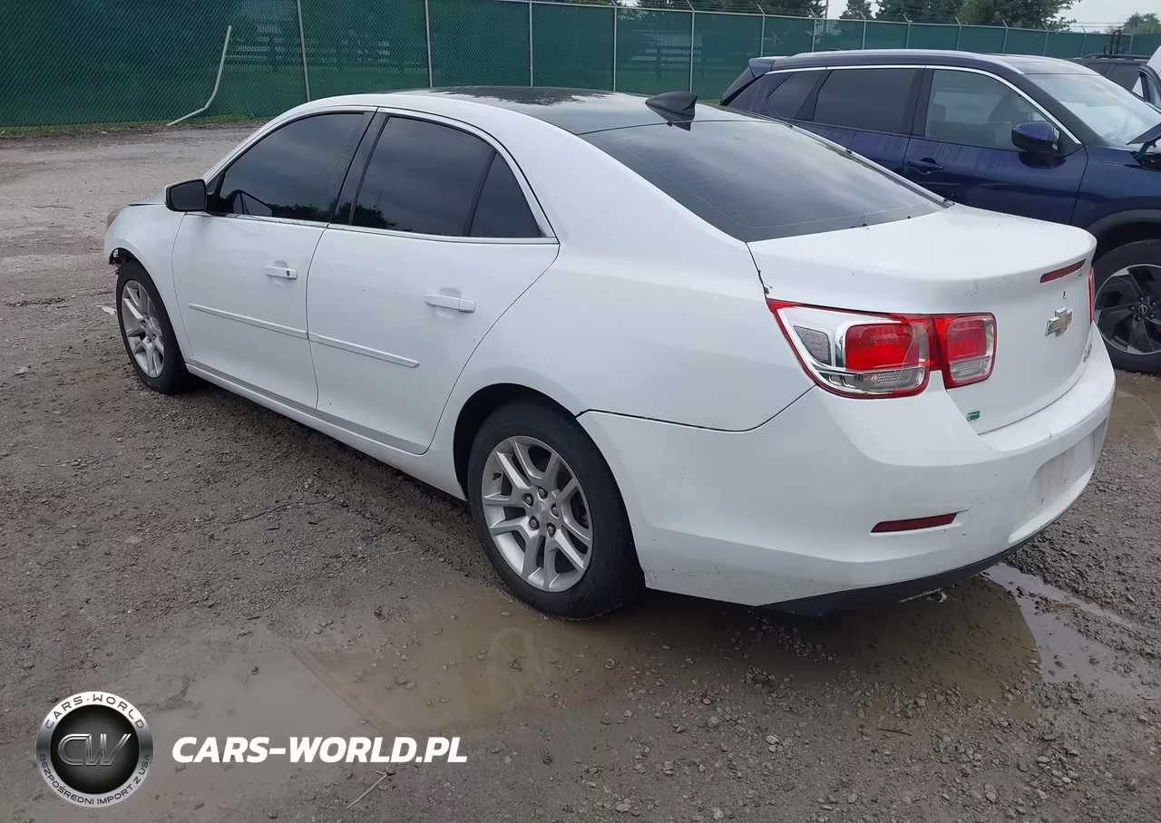 2015 Chevrolet Malibu 1Lt VIN:1G11C5SL0FF320028 - 3