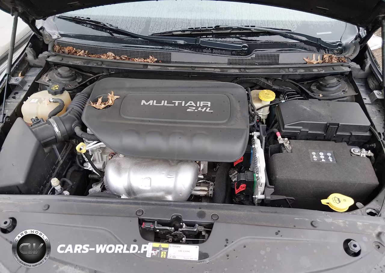 2015 Chrysler 200 S VIN:1C3CCCBBXFN550391 - 10
