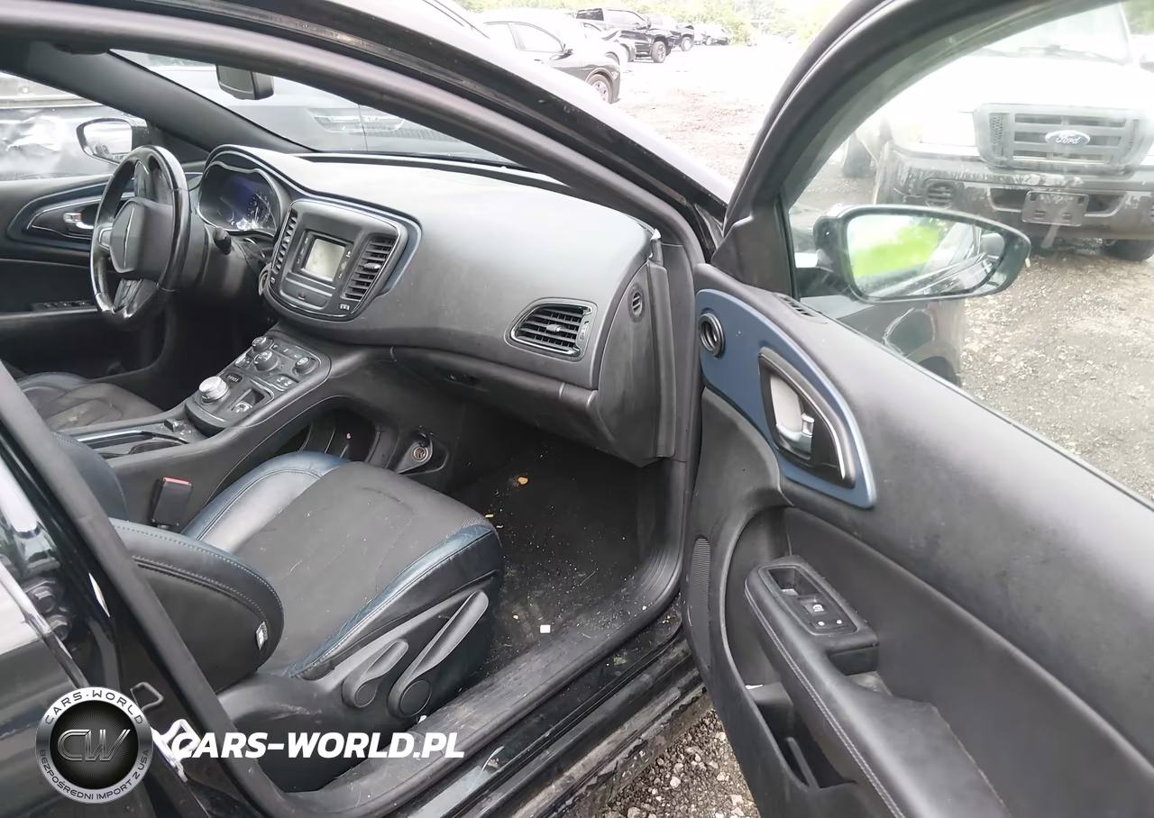 2015 Chrysler 200 S VIN:1C3CCCBBXFN550391 - 5