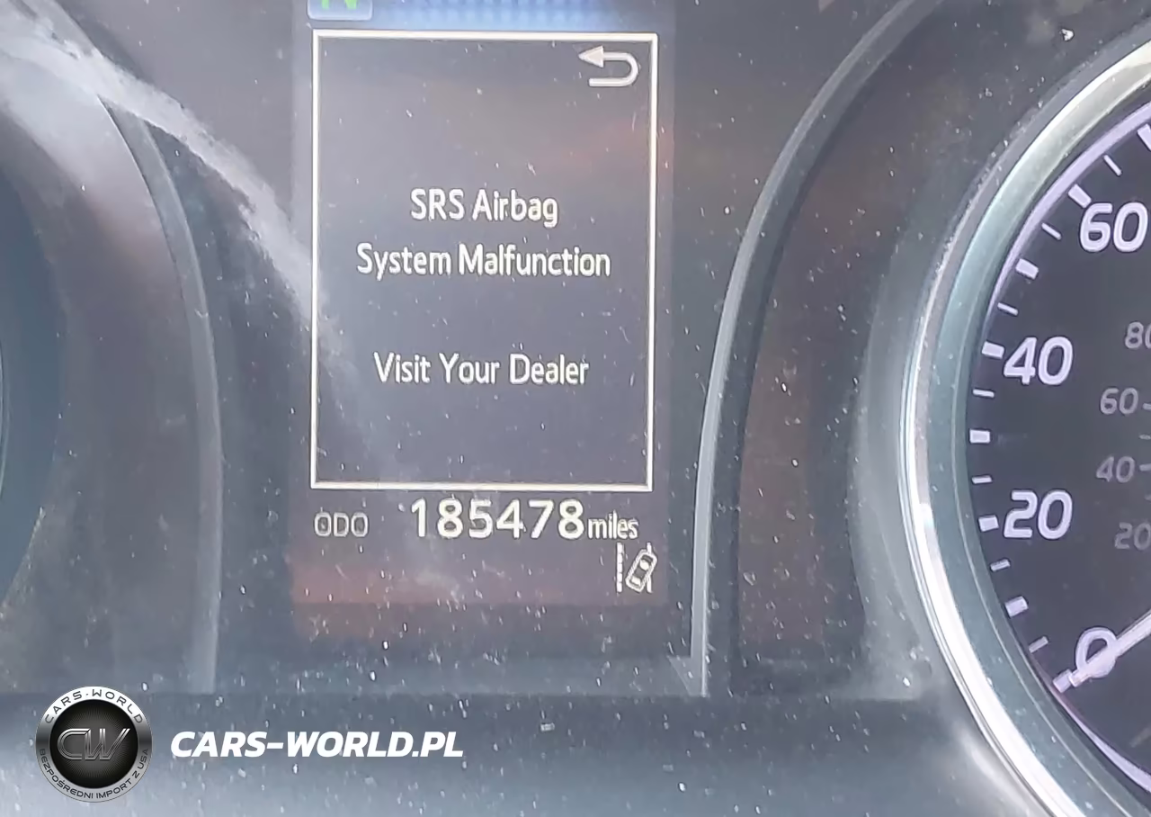 2018 Toyota Camry Le VIN:4T1B11HK1JU151047 - 14