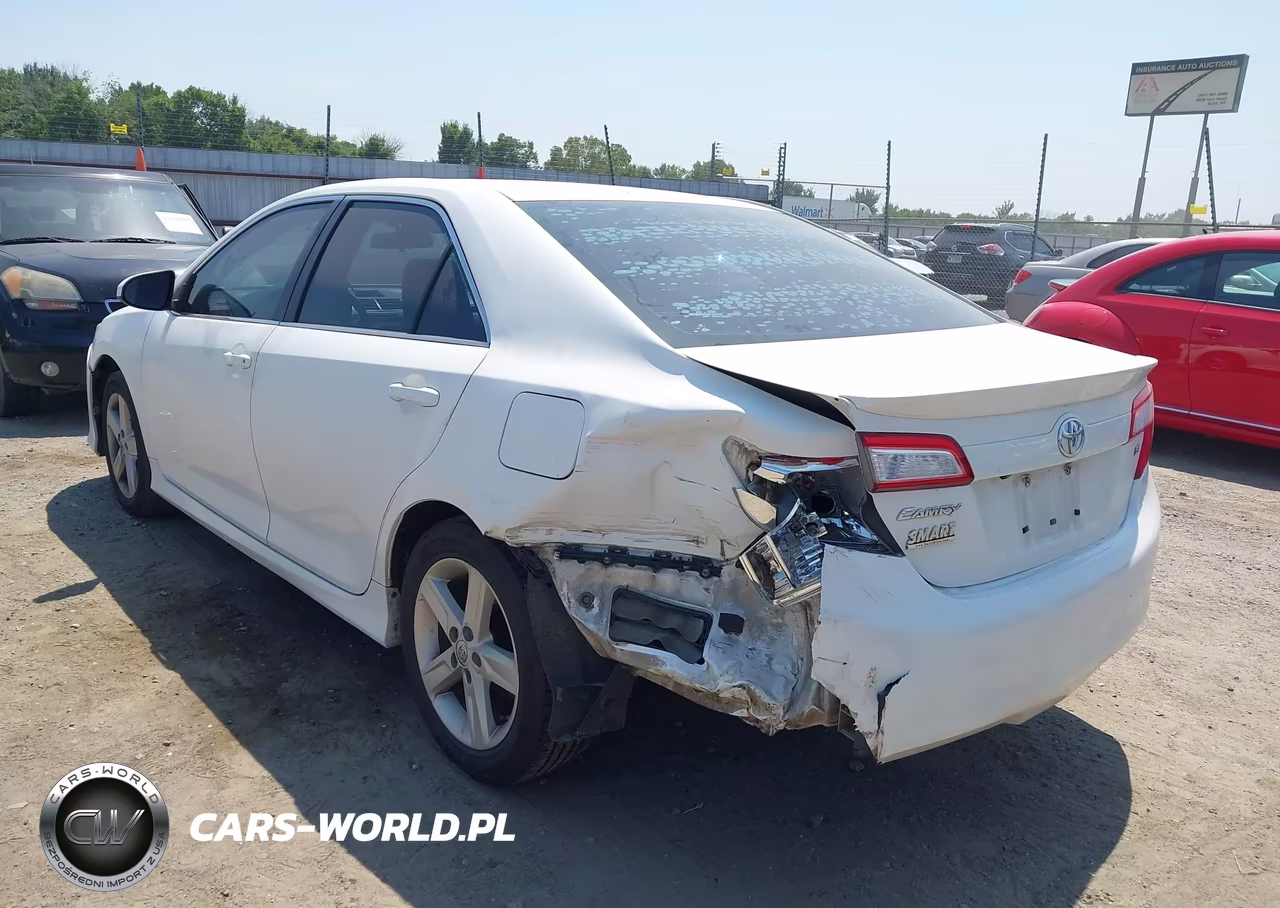 2014 Toyota Camry Se VIN:4T1BF1FK8EU799320 - 3
