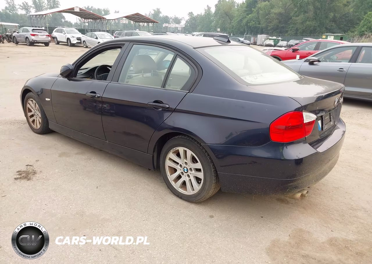 2007 BMW 328Xi VIN:WBAVC93577K032142 - 3