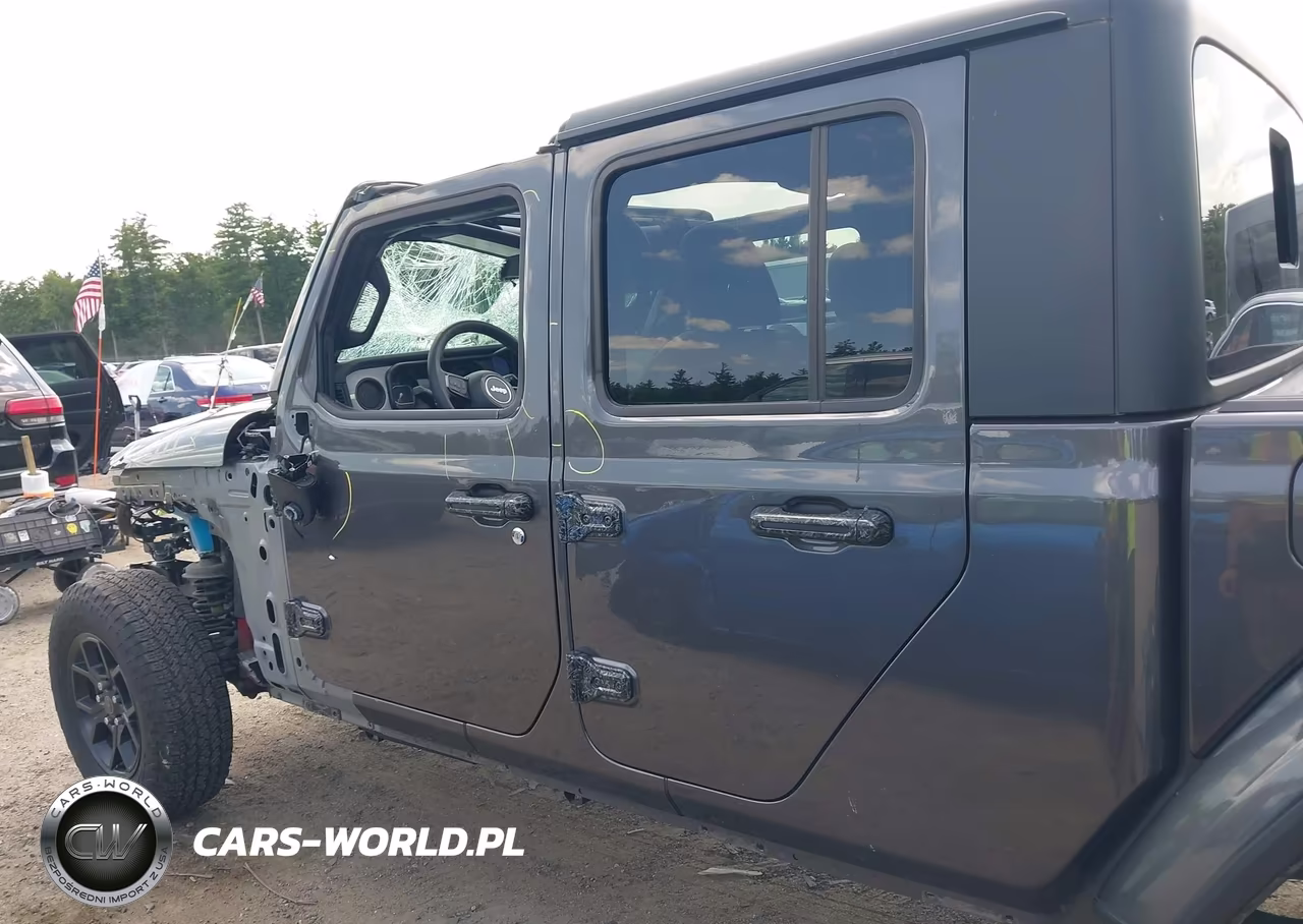 2025 Jeep Gladiator Willys VIN:1C6PJTAG4SL525208 - 19
