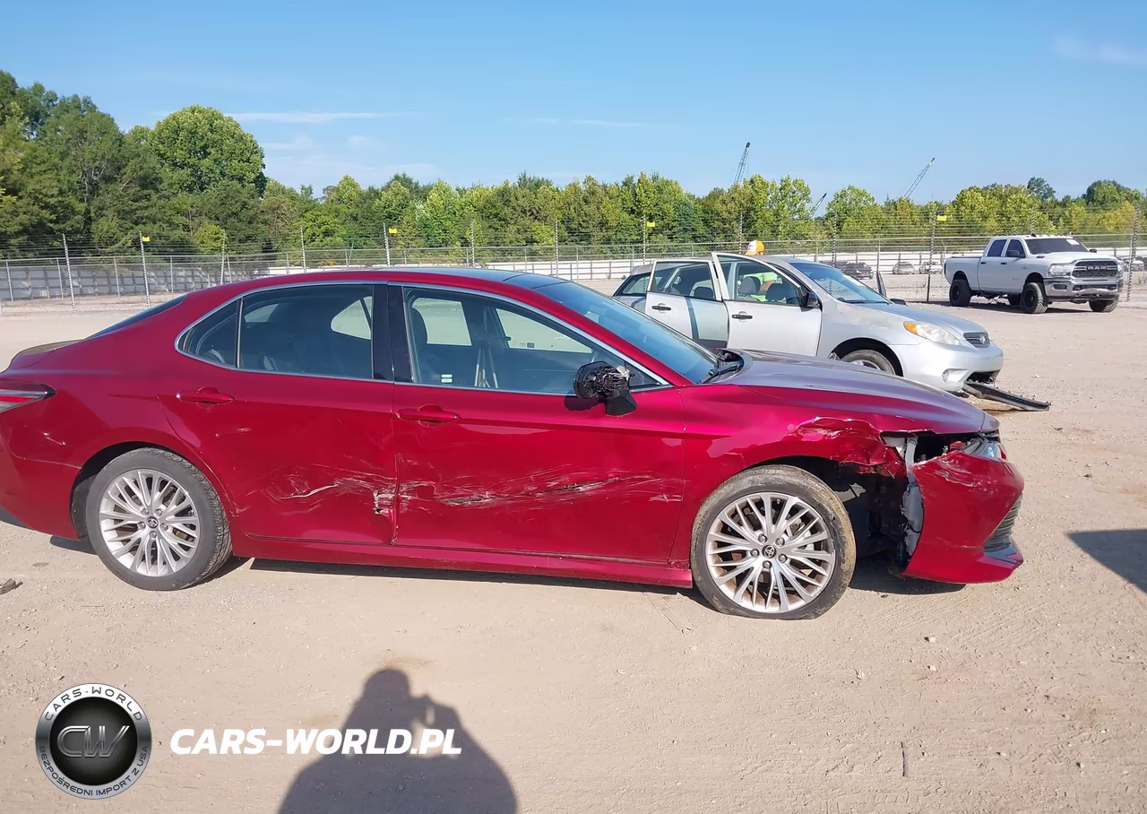 2018 Toyota Camry Xle VIN:4T1B11HK2JU610490 - 6