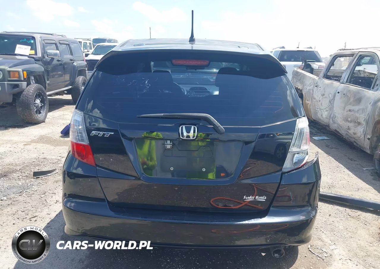 2012 Honda Fit Sport VIN:JHMGE8H50CC006011 - 16