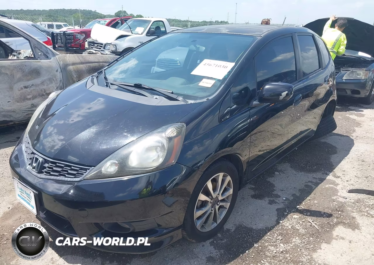2012 Honda Fit Sport VIN:JHMGE8H50CC006011 - 2