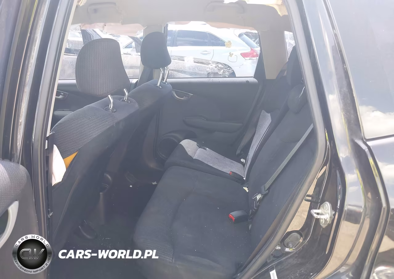 2012 Honda Fit Sport VIN:JHMGE8H50CC006011 - 8