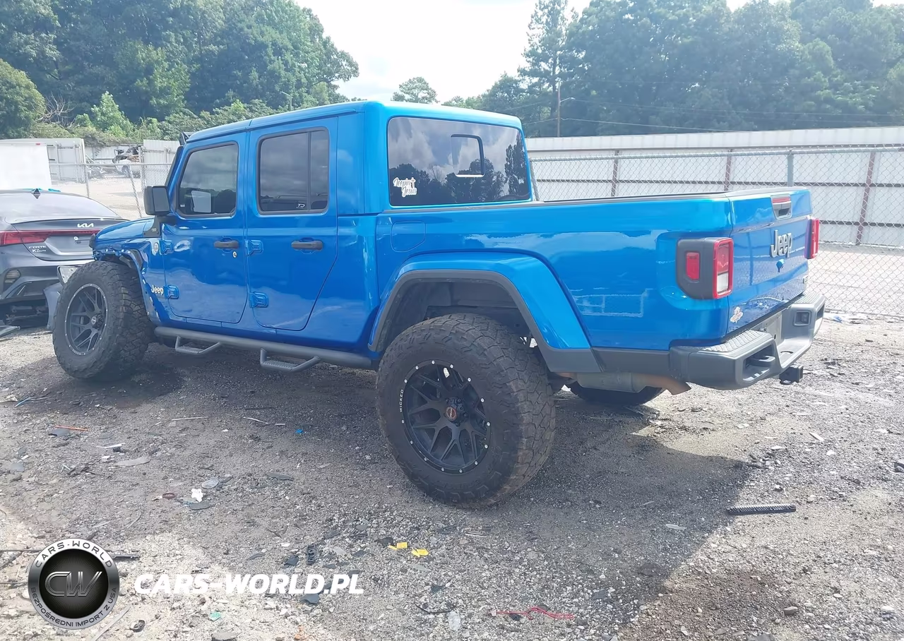 2021 Jeep Gladiator Overland 4X4 VIN:1C6HJTFG3ML530030 - 3