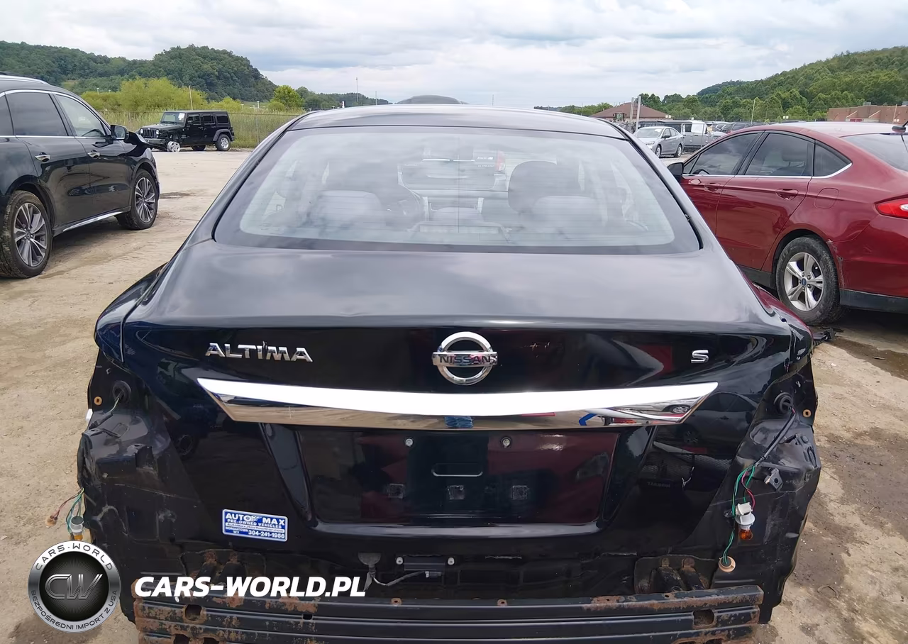 2015 Nissan Altima 2.5 S VIN:1N4AL3AP8FC169513 - 17