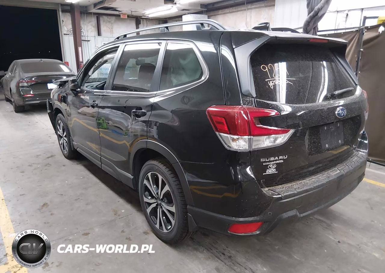 2024 Subaru Forester Limited VIN:JF2SKALC3RH422598 - 3