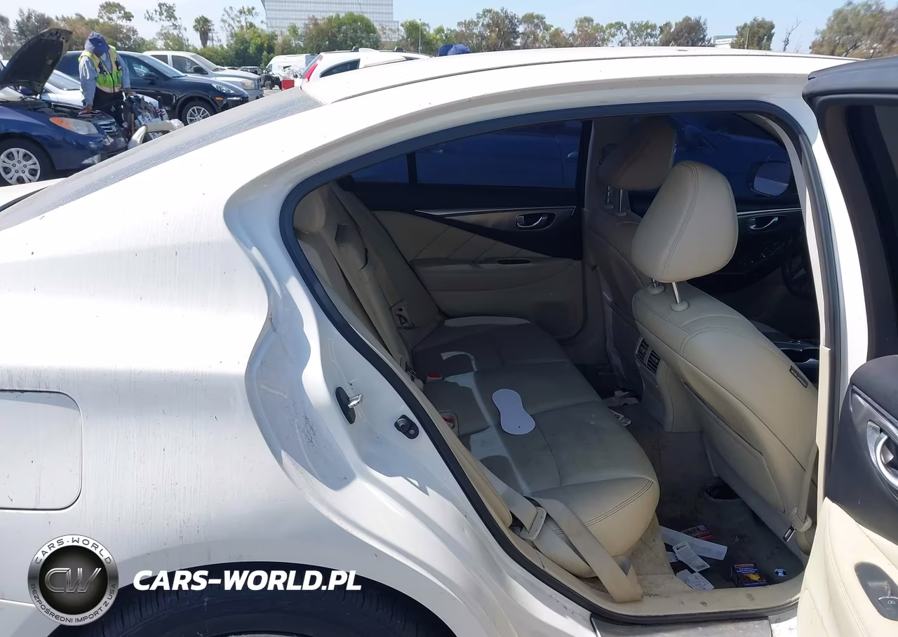 2015 Infiniti Q50 Premium VIN:JN1BV7AP1FM338932 - 8