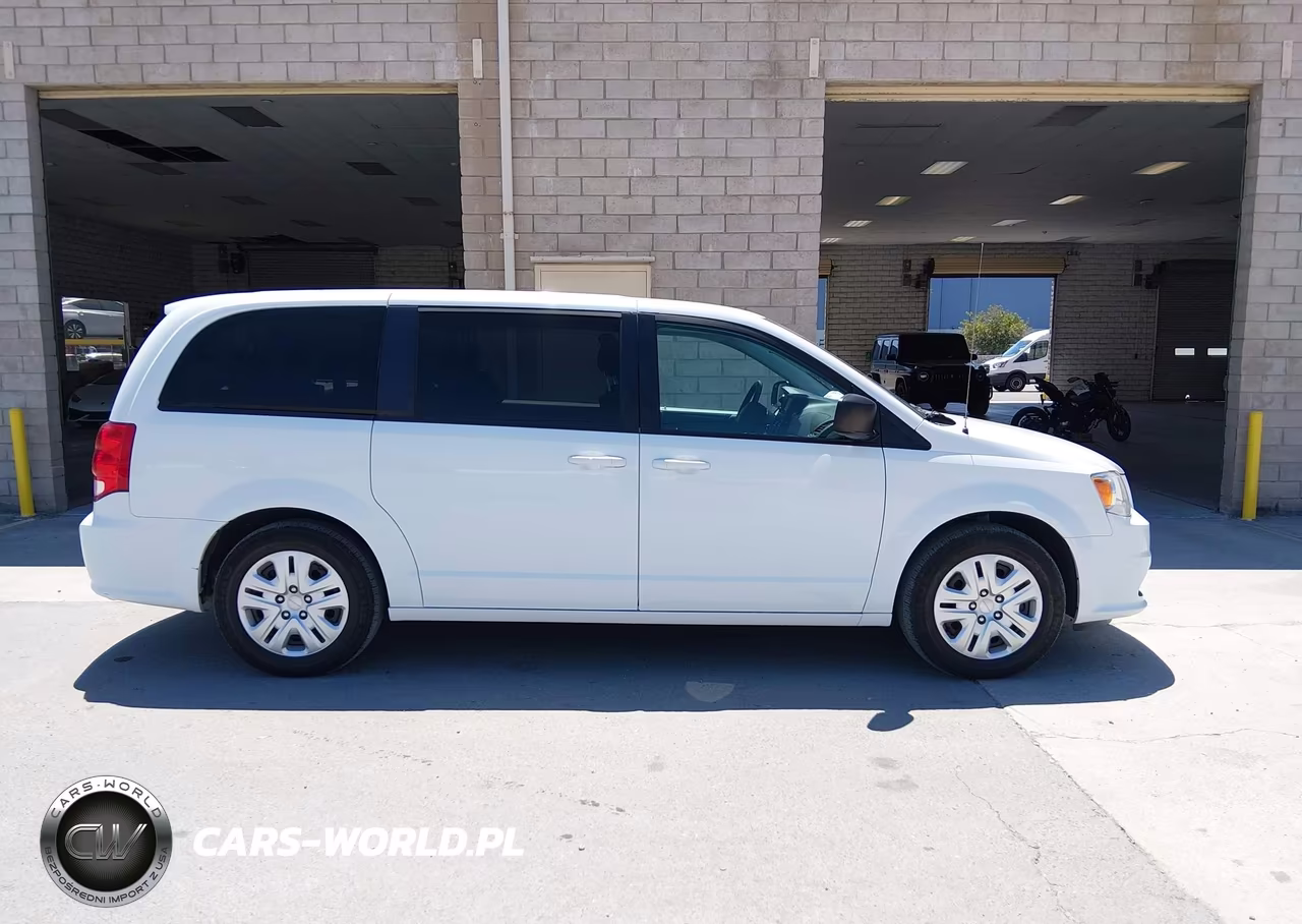 2018 Dodge Grand Caravan Se VIN:2C4RDGBG3JR309953 - 13