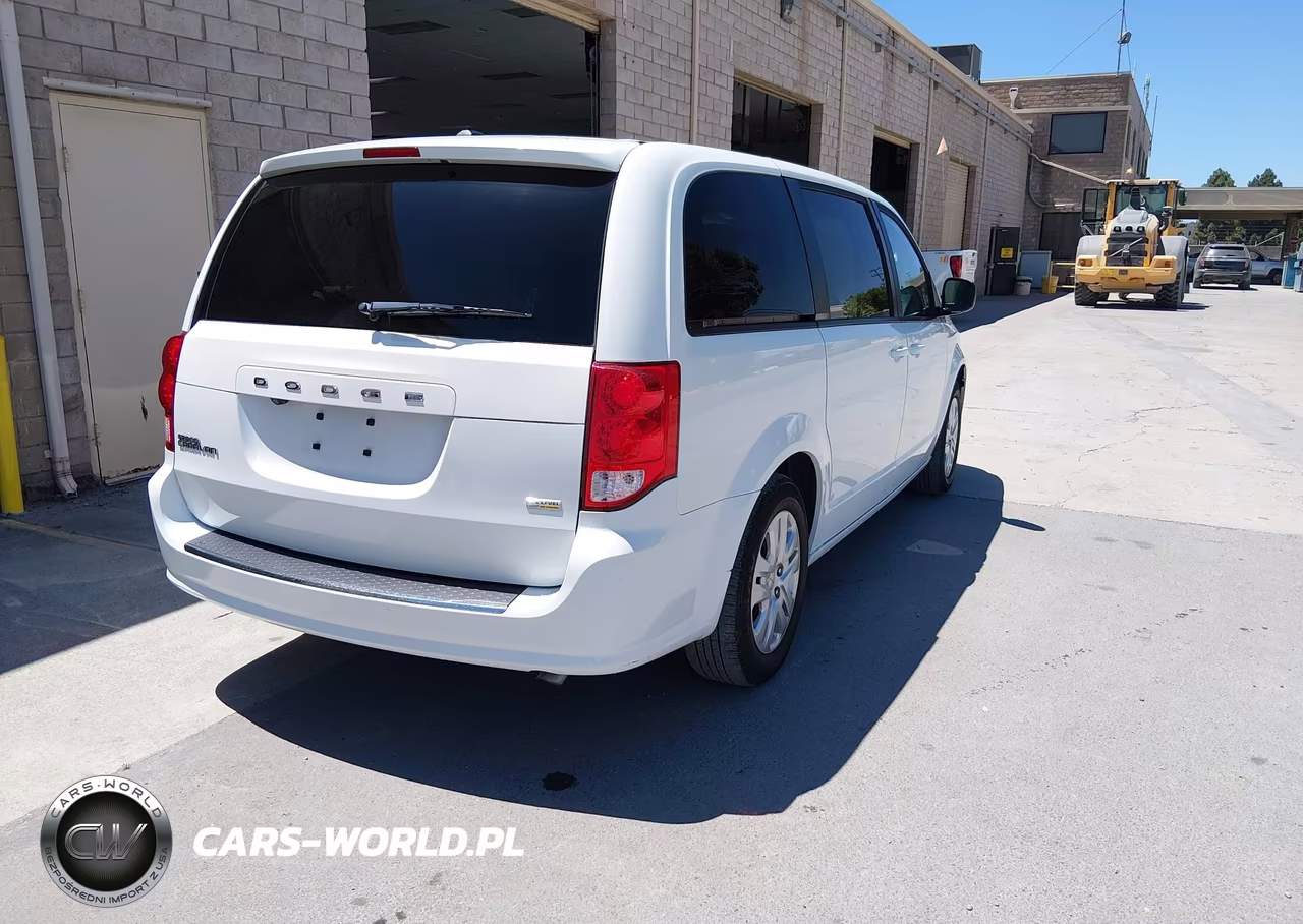 2018 Dodge Grand Caravan Se VIN:2C4RDGBG3JR309953 - 4