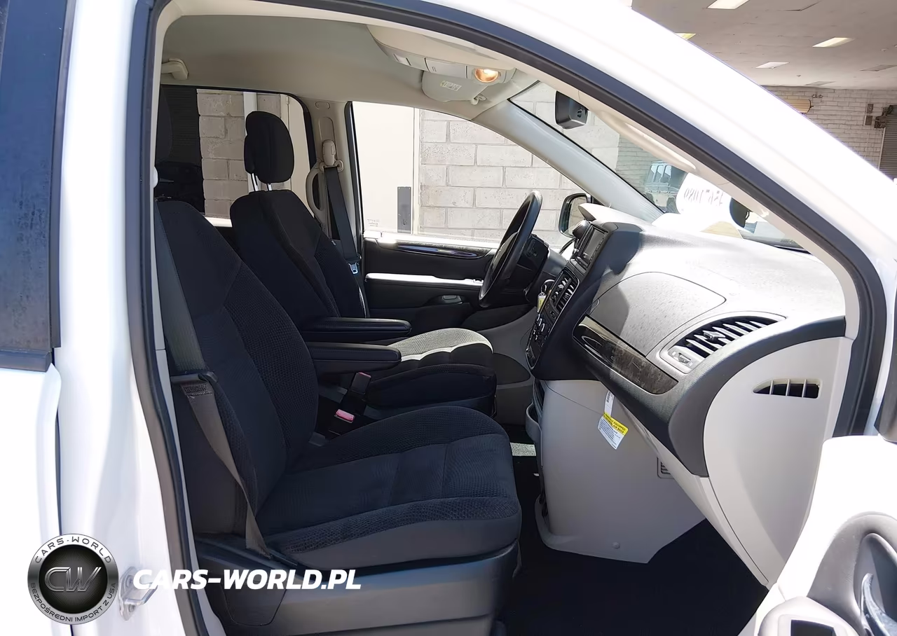 2018 Dodge Grand Caravan Se VIN:2C4RDGBG3JR309953 - 5