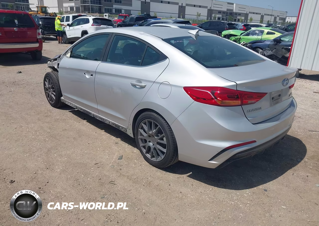 2018 Hyundai Elantra Sport VIN:KMHD04LB5JU559099 - 3