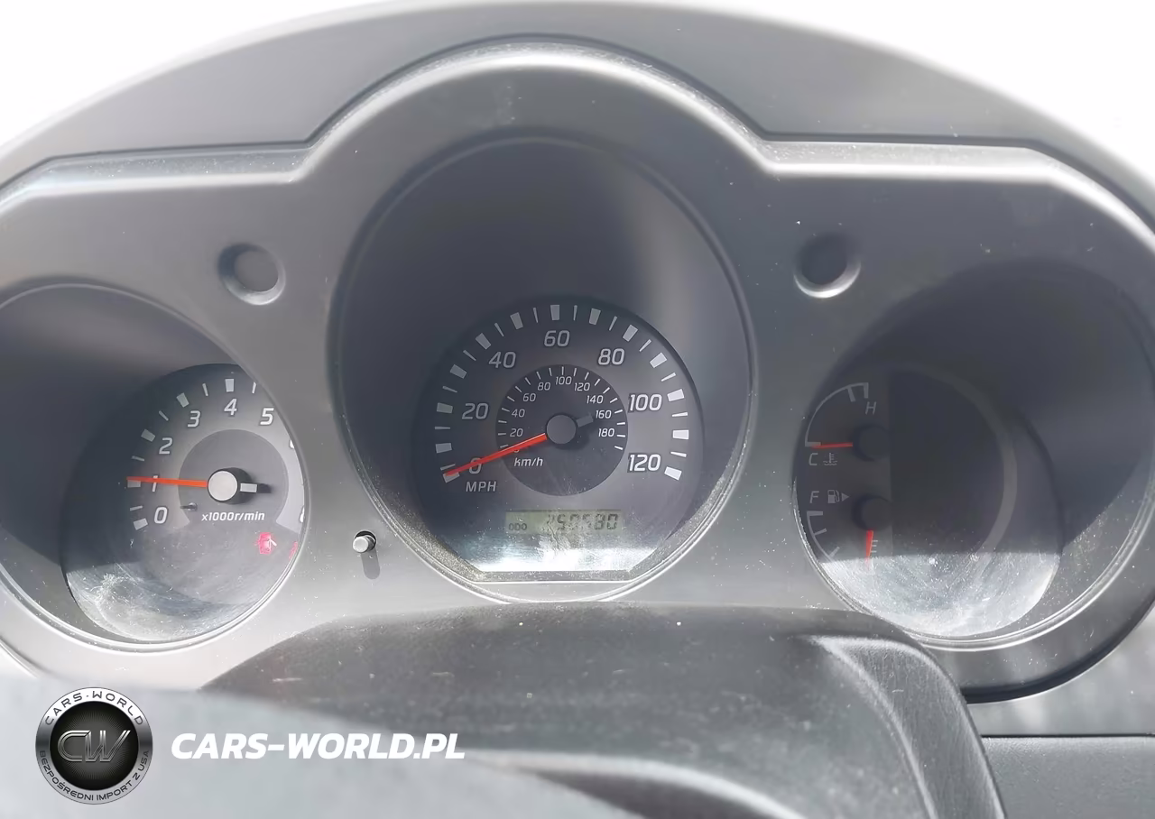 2002 Nissan Xterra Xe VIN:5N1ED28T92C601408 - 7