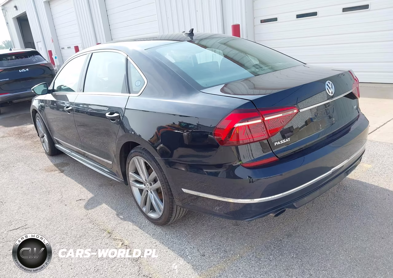 2017 Volkswagen Passat 1.8T R-Line VIN:1VWDT7A36HC080518 - 3