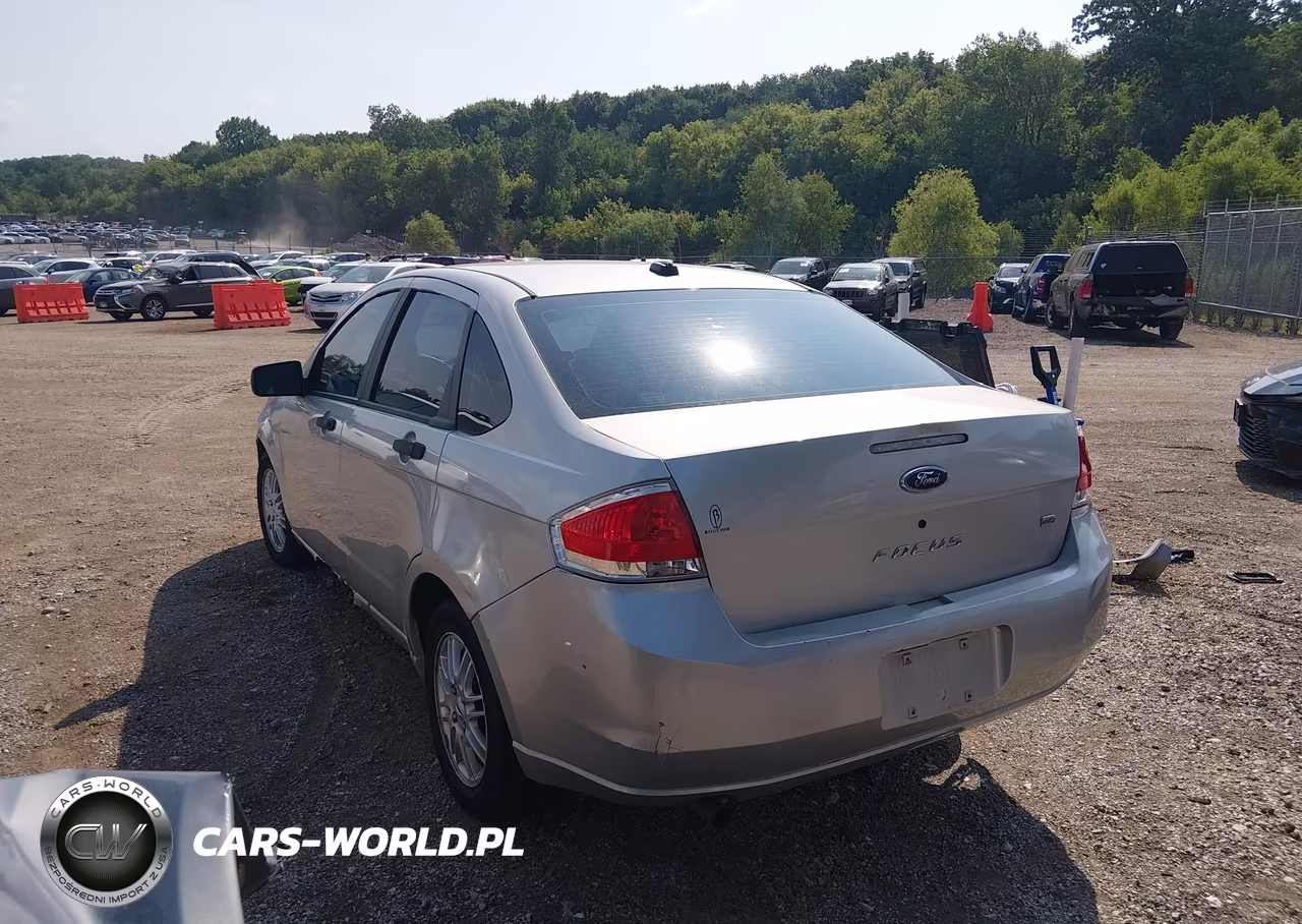 2009 Ford Focus Se VIN:1FAHP35N69W259063 - 3