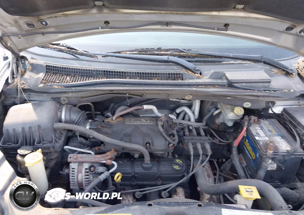2008 Chrysler Town & Country Touring VIN:2A8HR54P48R621765 - 10