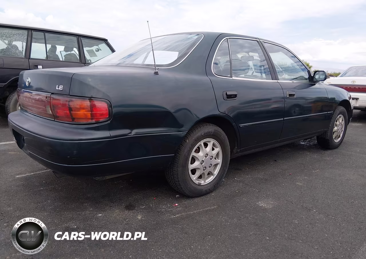1992 Toyota Camry Le VIN:JT2SK12E1N0035941 - 4