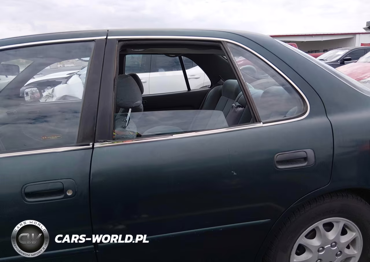 1992 Toyota Camry Le VIN:JT2SK12E1N0035941 - 6