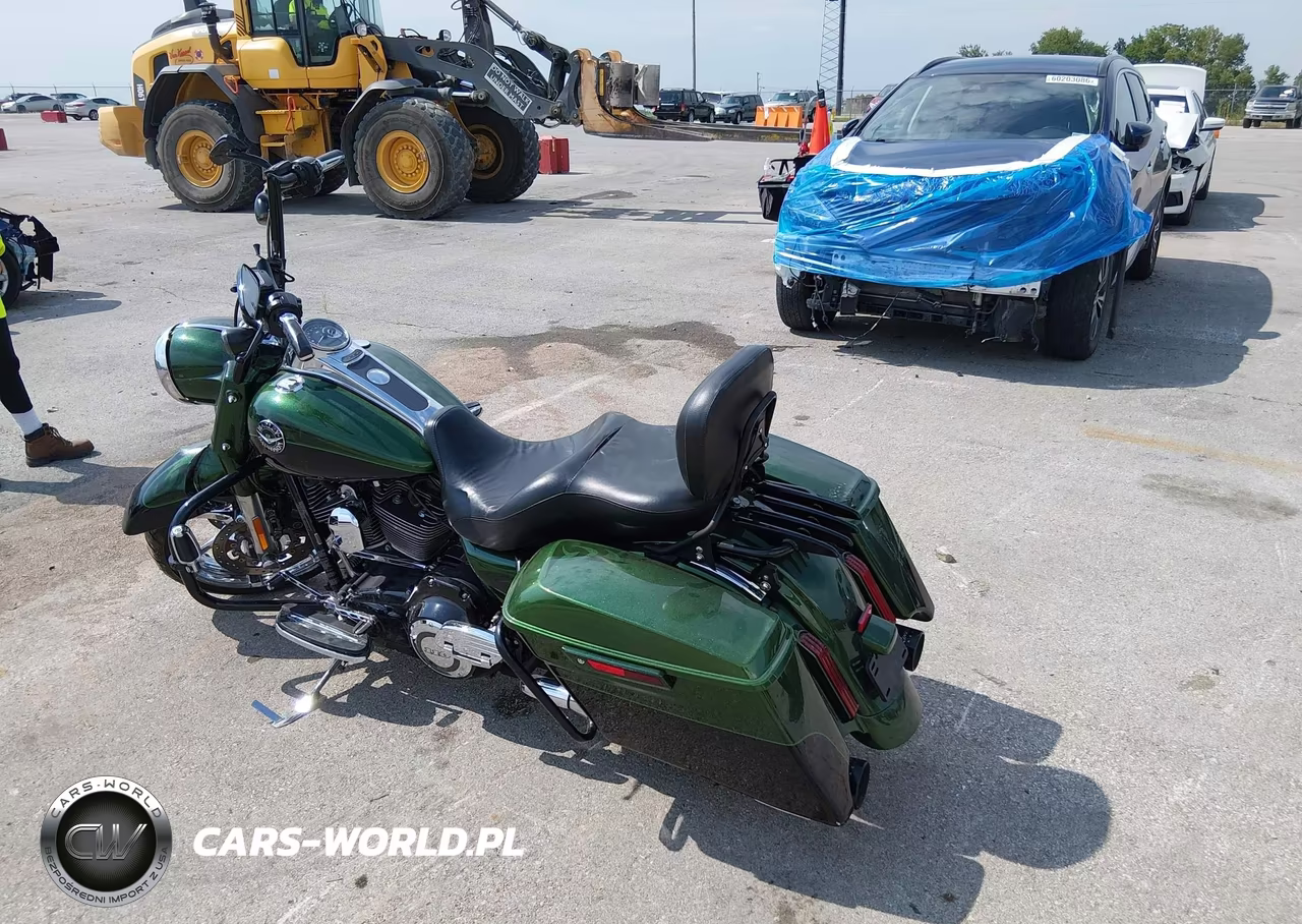 2014 Harley-Davidson Flhrse4 Cvo VIN:1HD1PG814EB950359 - 4