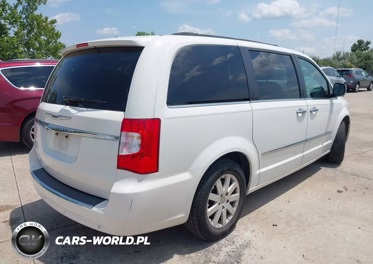 2012 Chrysler Town & Country Touring-L VIN:2C4RC1CG5CR170863 - 4