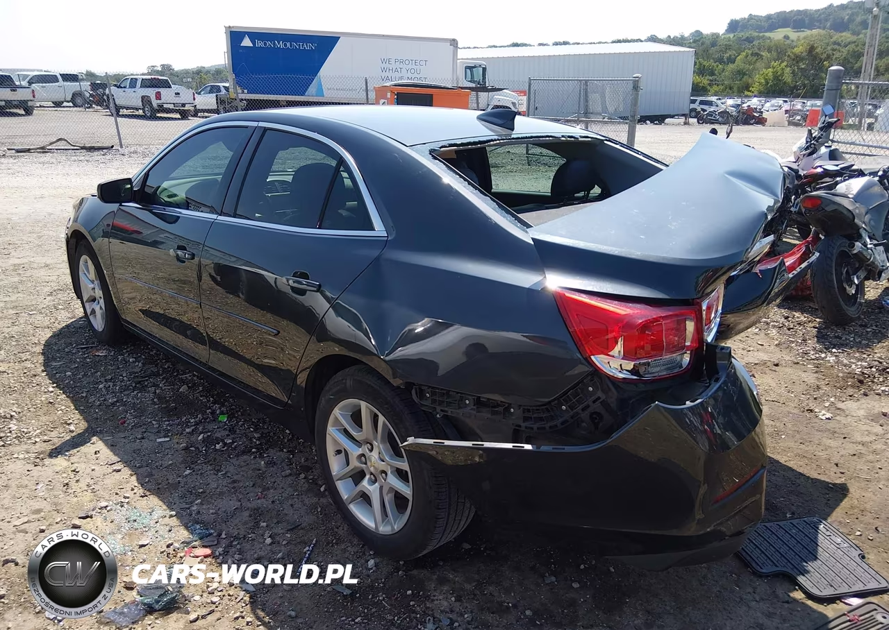 2015 Chevrolet Malibu 1Lt VIN:1G11C5SL1FF129136 - 3