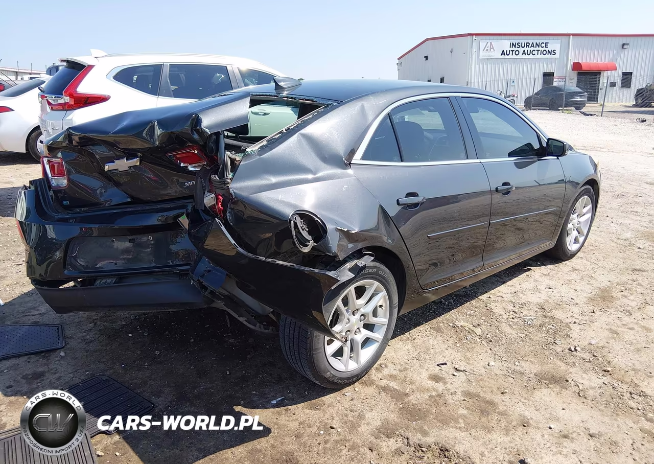 2015 Chevrolet Malibu 1Lt VIN:1G11C5SL1FF129136 - 4