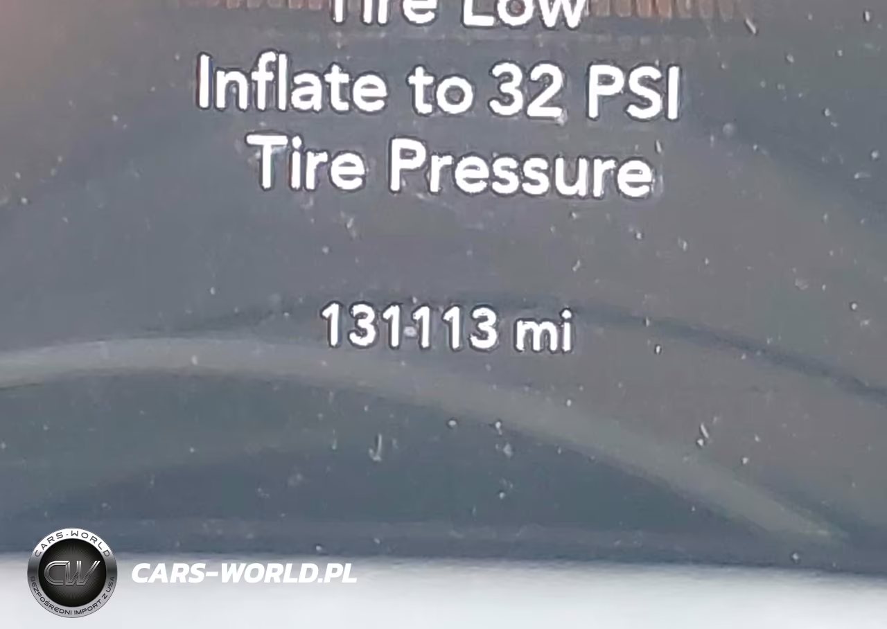 2018 Dodge Challenger Sxt Plus VIN:2C3CDZAG3JH246060 - 16