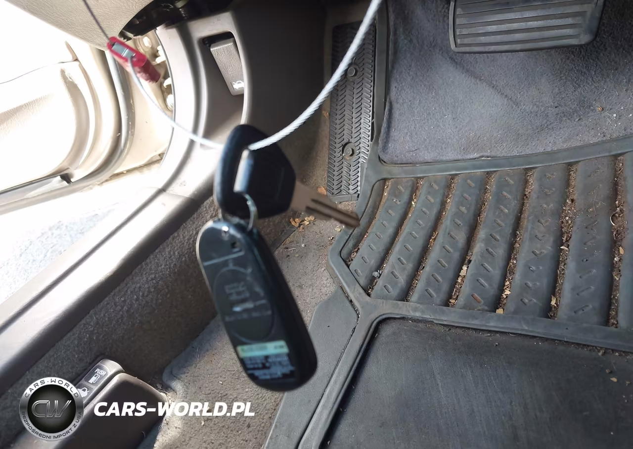 2000 Honda Accord 2.3 Lx VIN:3HGCG6654YG703740 - 11