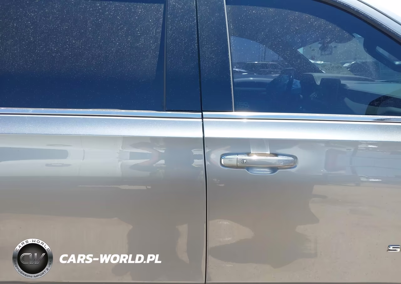 2023 Chevrolet Suburban 4Wd Premier VIN:1GNSKFKD4PR172731 - 14