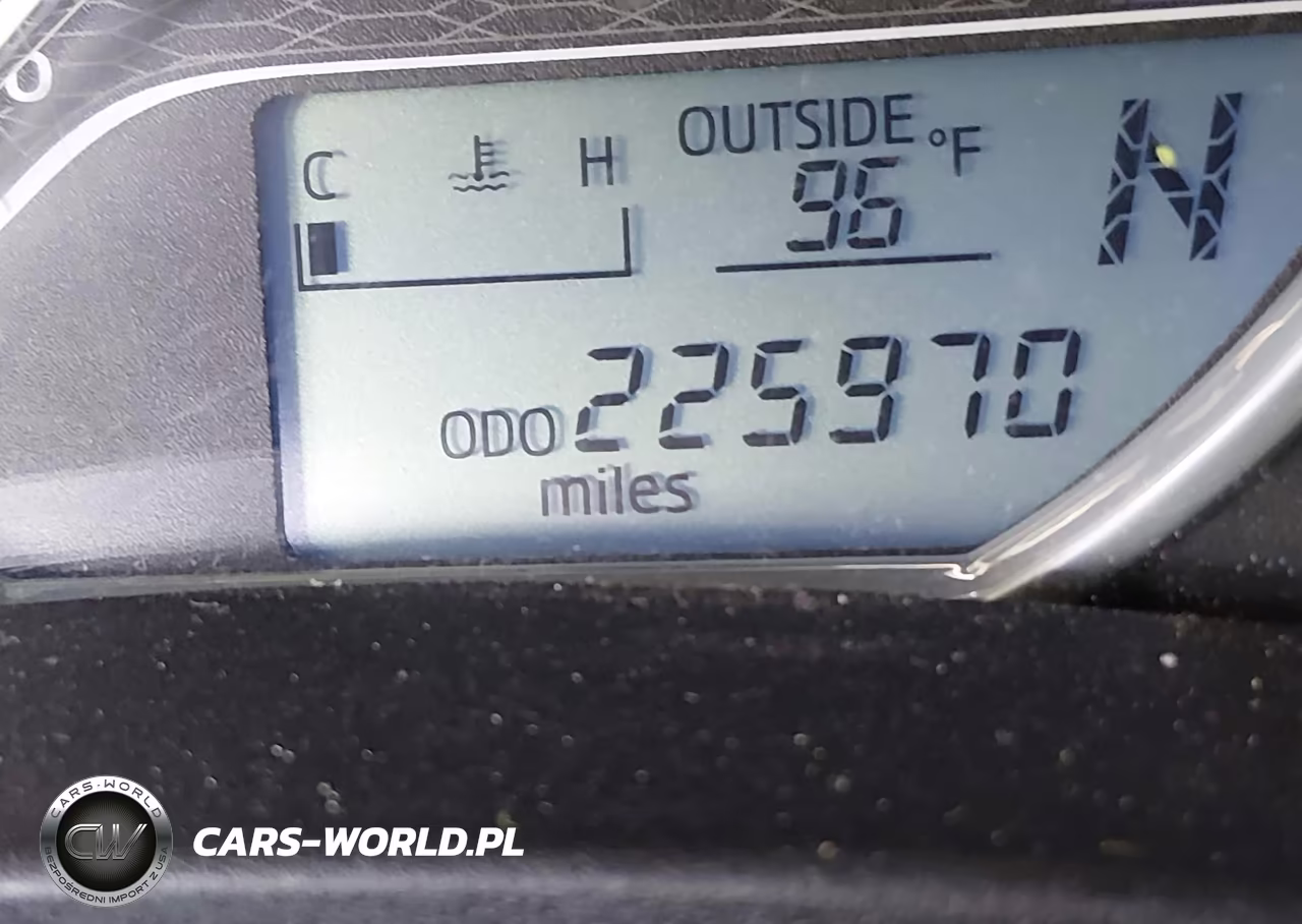2015 Toyota Corolla Le VIN:5YFBURHE8FP220969 - 15