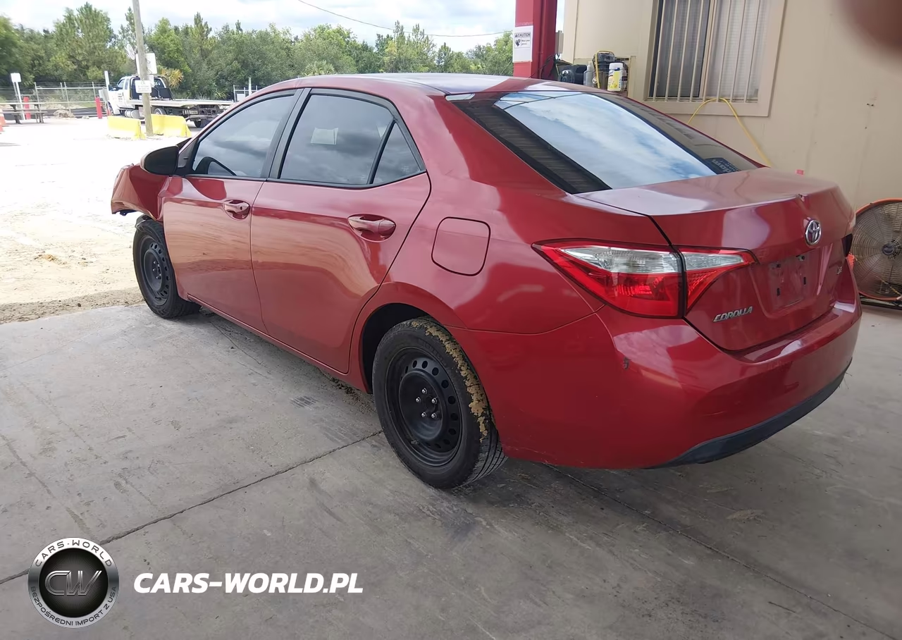 2015 Toyota Corolla Le VIN:5YFBURHE8FP220969 - 3