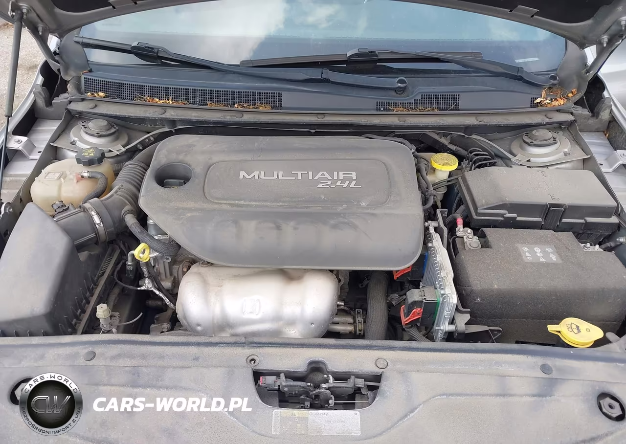 2015 Chrysler 200 S VIN:1C3CCCBB5FN626986 - 10