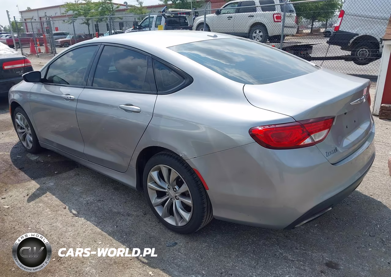 2015 Chrysler 200 S VIN:1C3CCCBB5FN626986 - 3