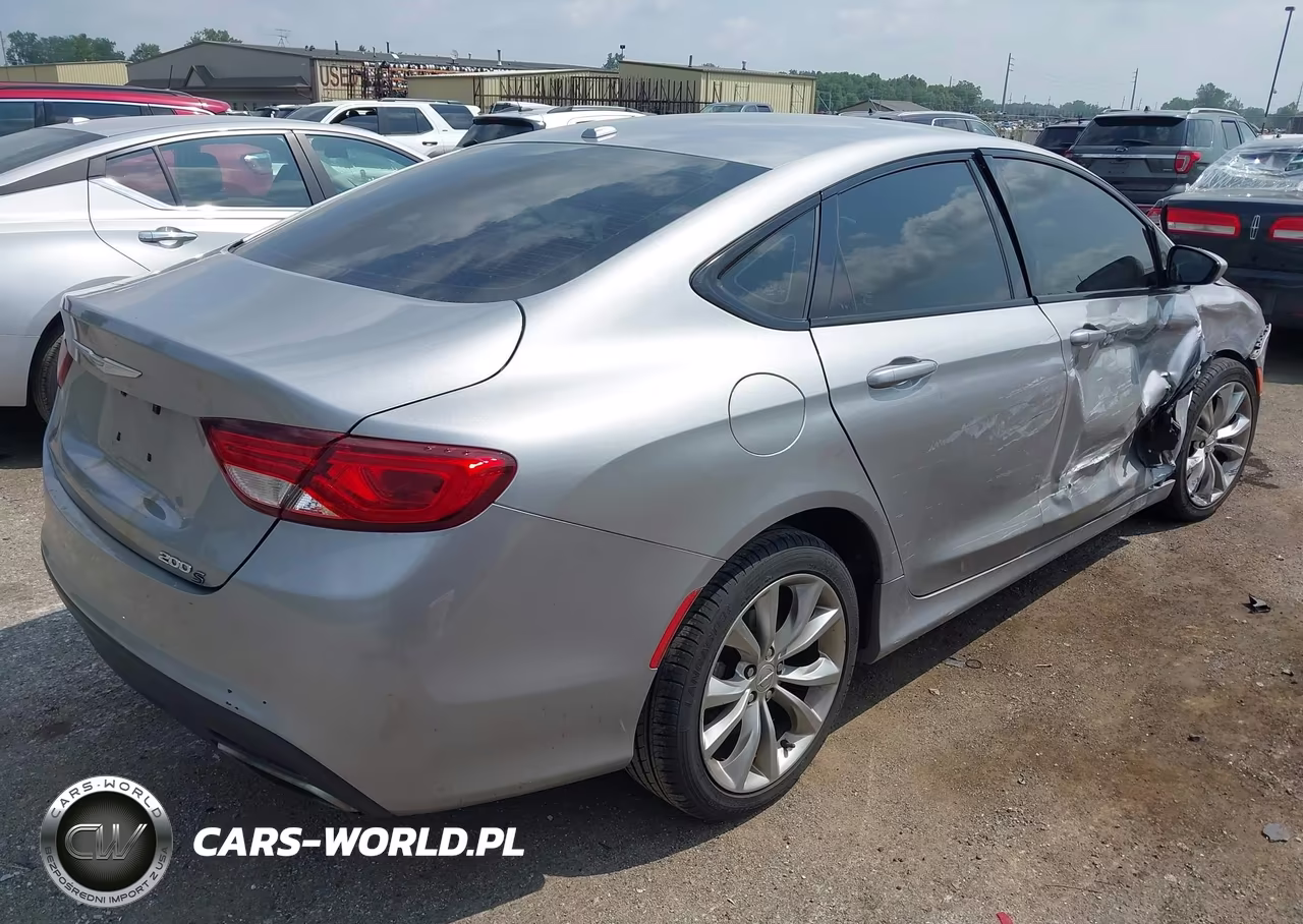 2015 Chrysler 200 S VIN:1C3CCCBB5FN626986 - 4