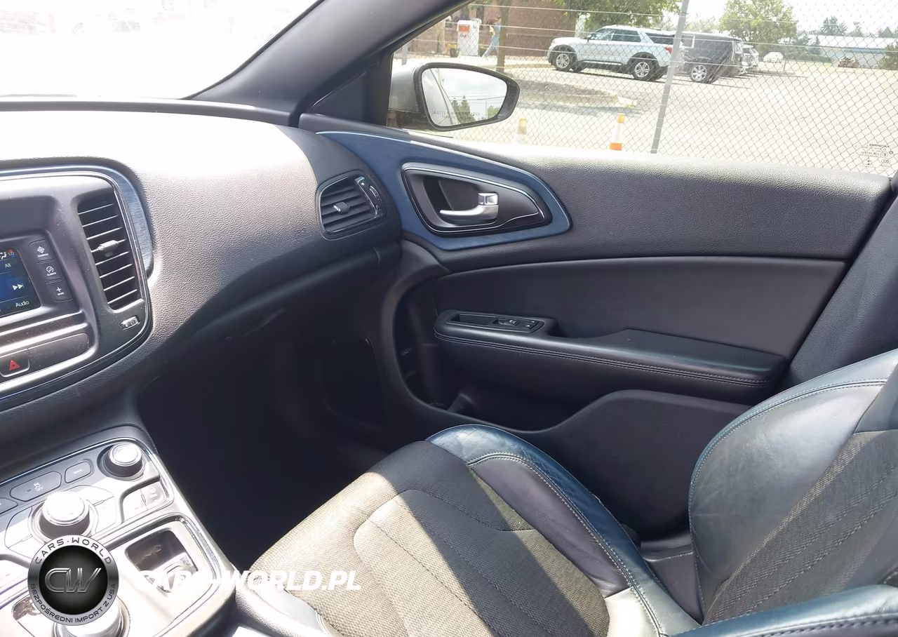 2015 Chrysler 200 S VIN:1C3CCCBB5FN626986 - 5