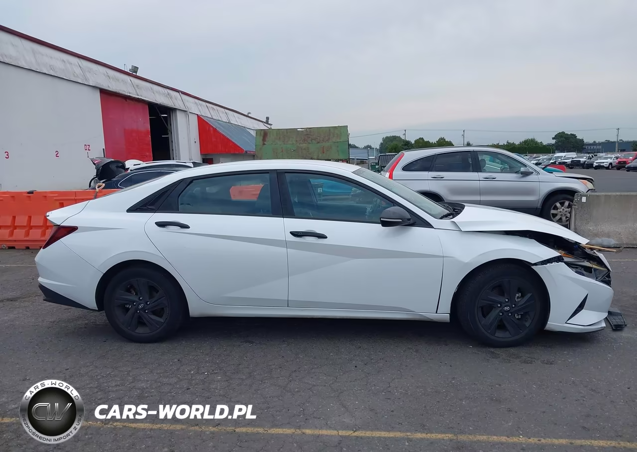 2022 Hyundai Elantra Sel VIN:5NPLS4AG2NH084939 - 13