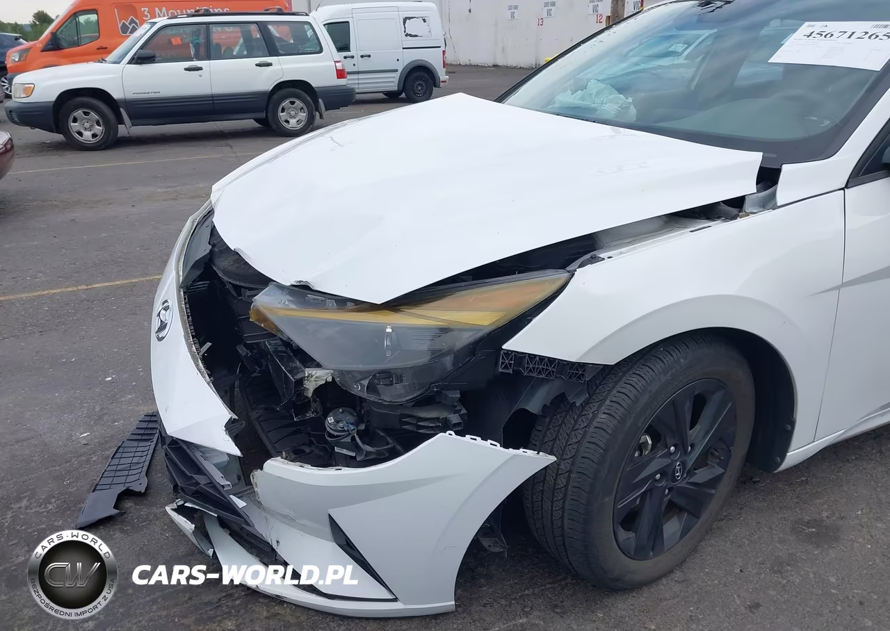 2022 Hyundai Elantra Sel VIN:5NPLS4AG2NH084939 - 6
