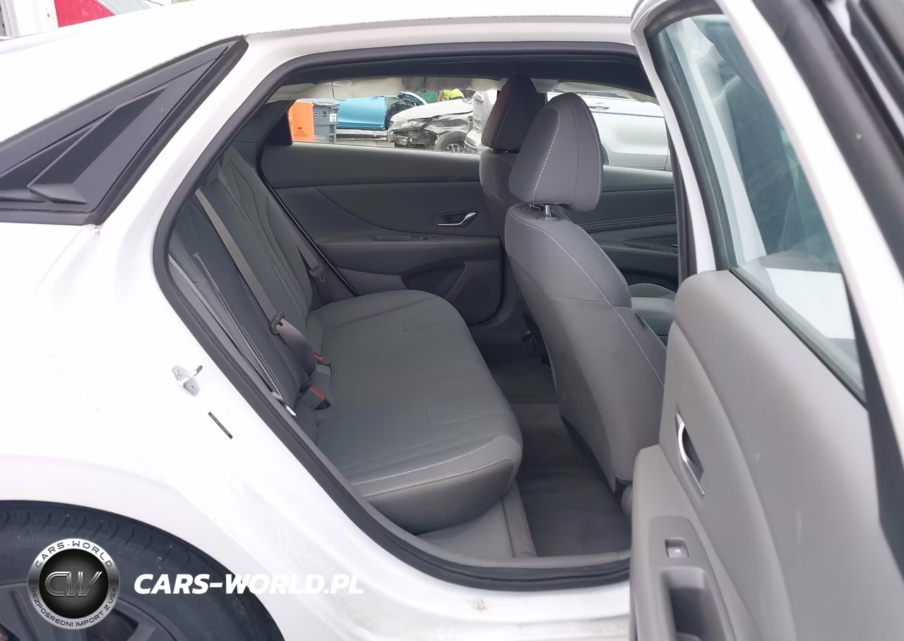 2022 Hyundai Elantra Sel VIN:5NPLS4AG2NH084939 - 8