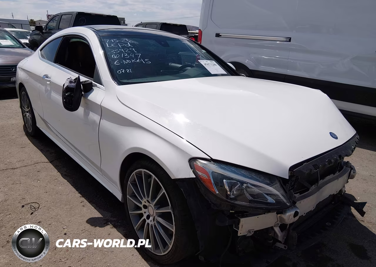 2017 Mercedes-Benz C 300 – zdjęcie 1 z 16