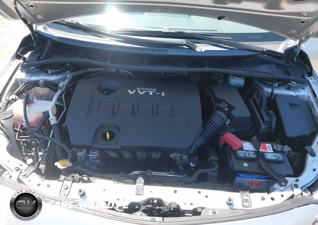 2010 Toyota Corolla Le VIN:JTDBU4EE1AJ079084 - 10