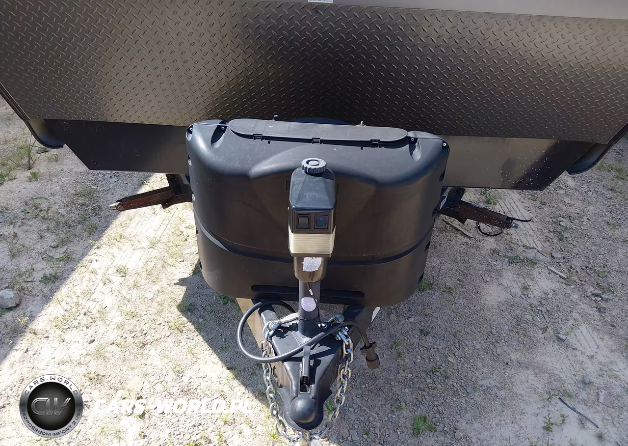 2020 Coachmen Catalina VIN:5ZT2CAXB8LX016678 - 10