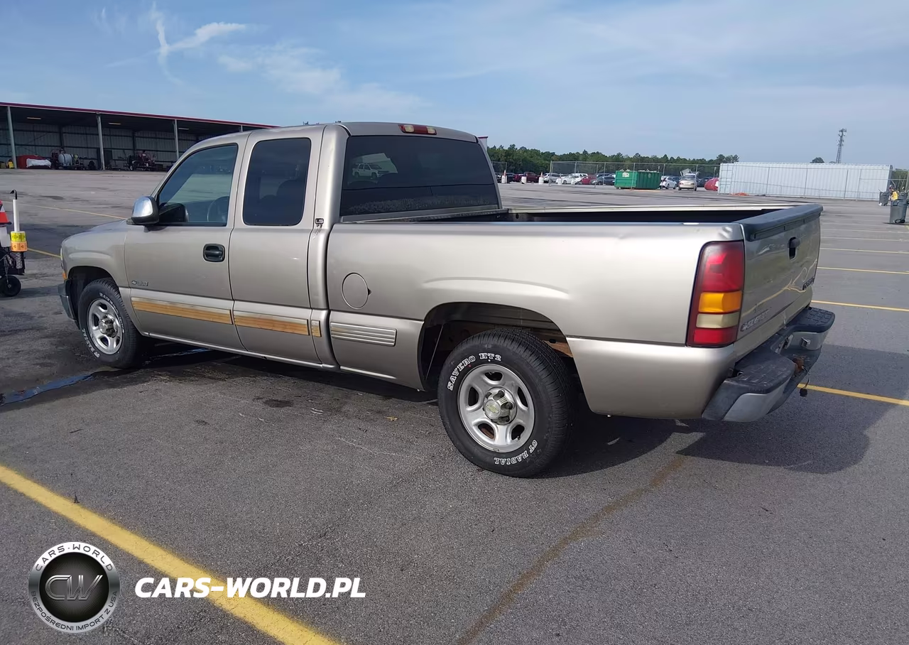 2002 Chevrolet Silverado 1500 Ls VIN:2GCEC19V821133985 - 3