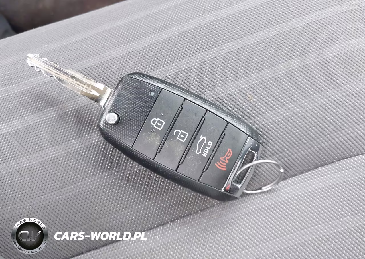 2018 Kia Forte S VIN:3KPFL4A76JE164480 - 11